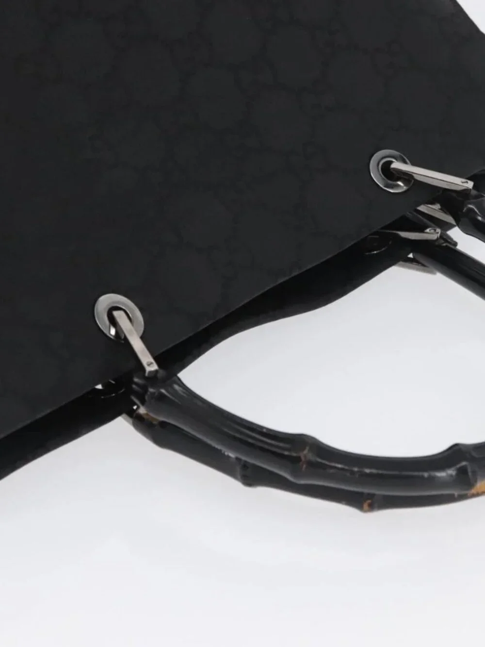 Gucci brand	gucci color	black